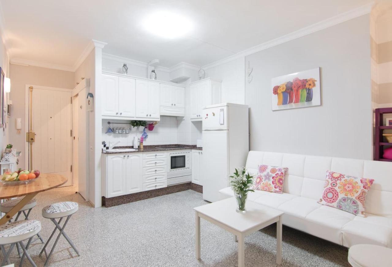 Homeforguest Canteras Loft, 10 Steps To The Beach Las Palmas Buitenkant foto
