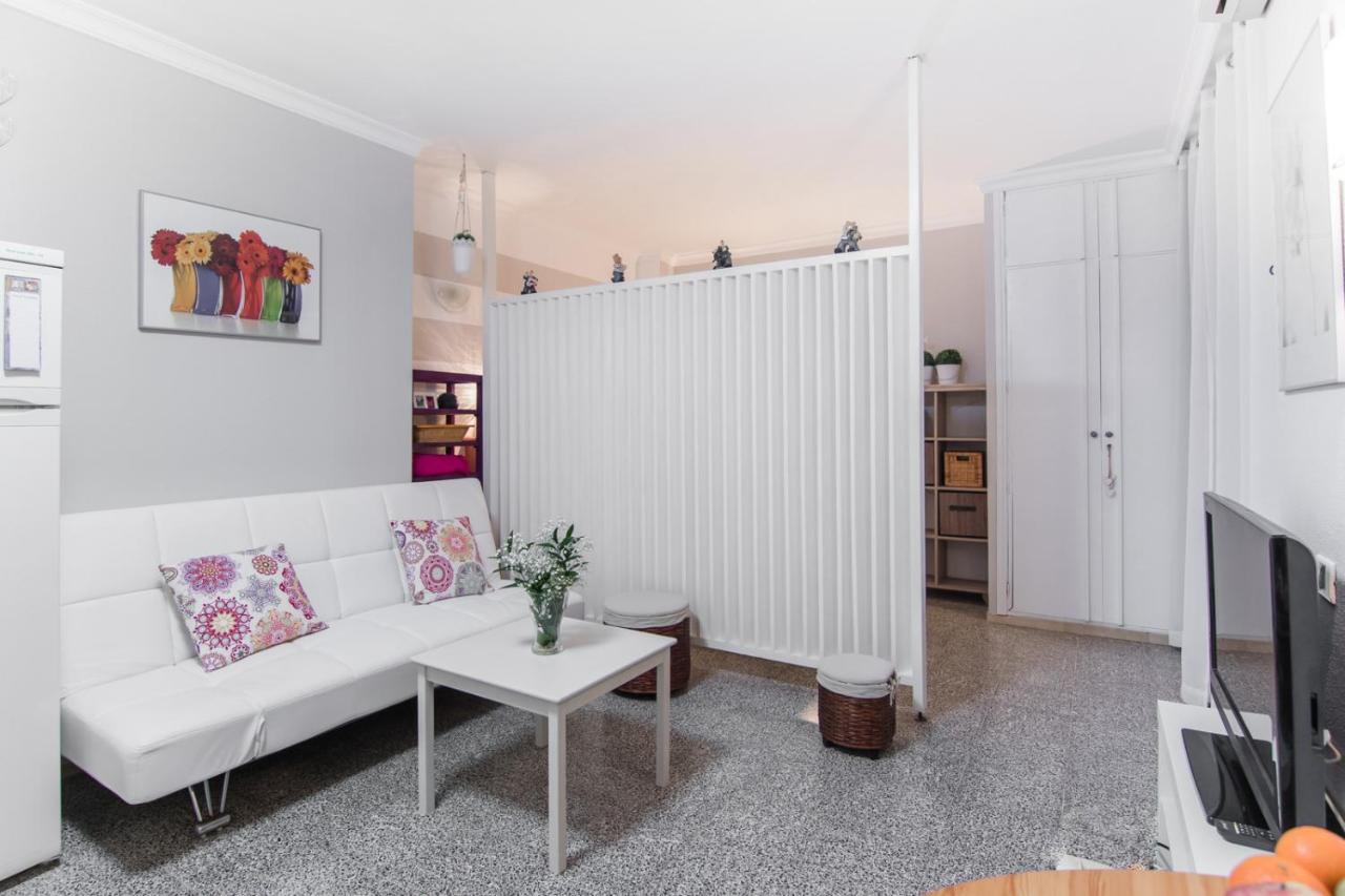 Homeforguest Canteras Loft, 10 Steps To The Beach Las Palmas Buitenkant foto